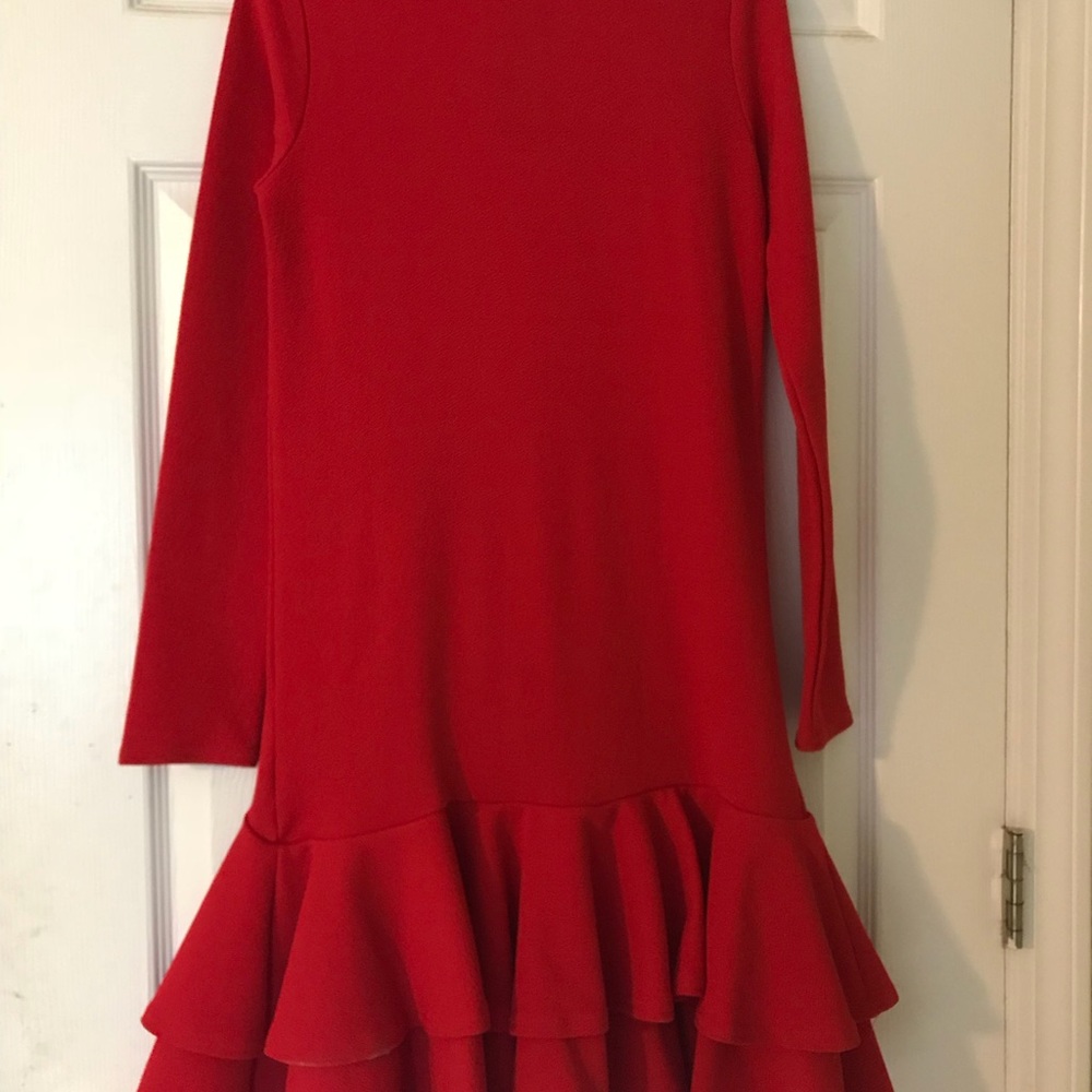 Boohoo size 6 red dress NWT great for the holiday!